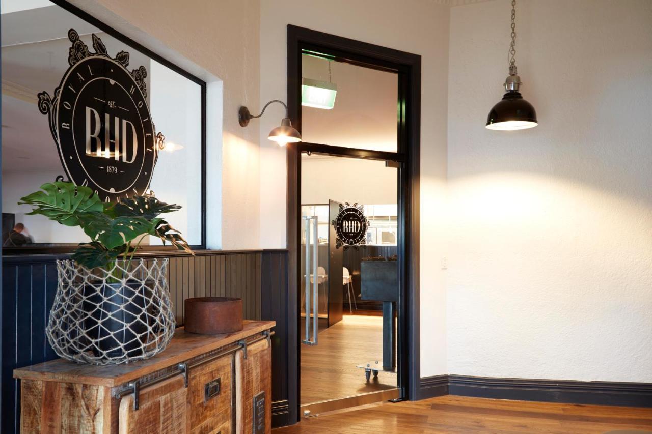 The Royal Hotel, 드루인 외부 사진