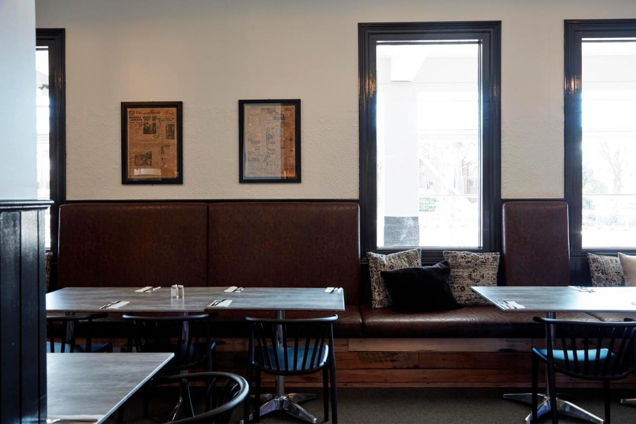The Royal Hotel, 드루인 외부 사진